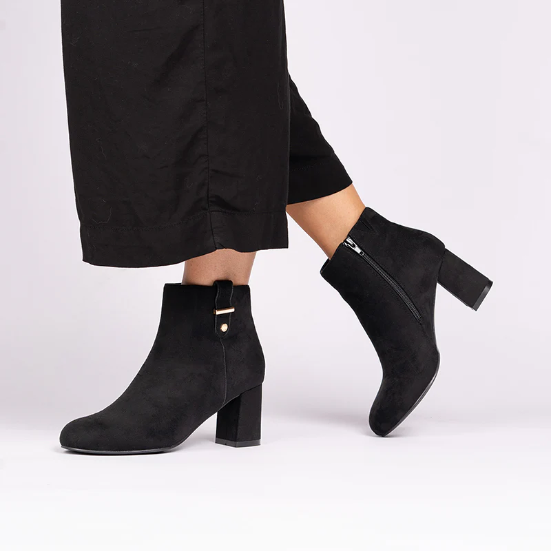 Billie Wide Fit Ankle Boots - Image 3
