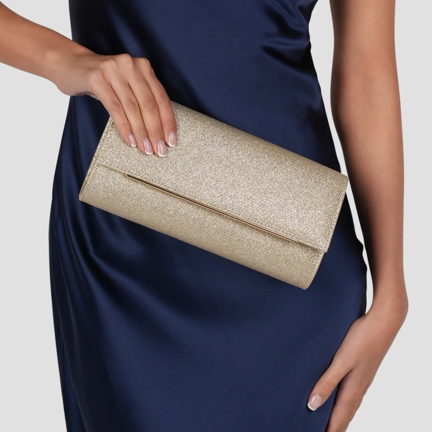 Dilara Clutch Bag - Image 3
