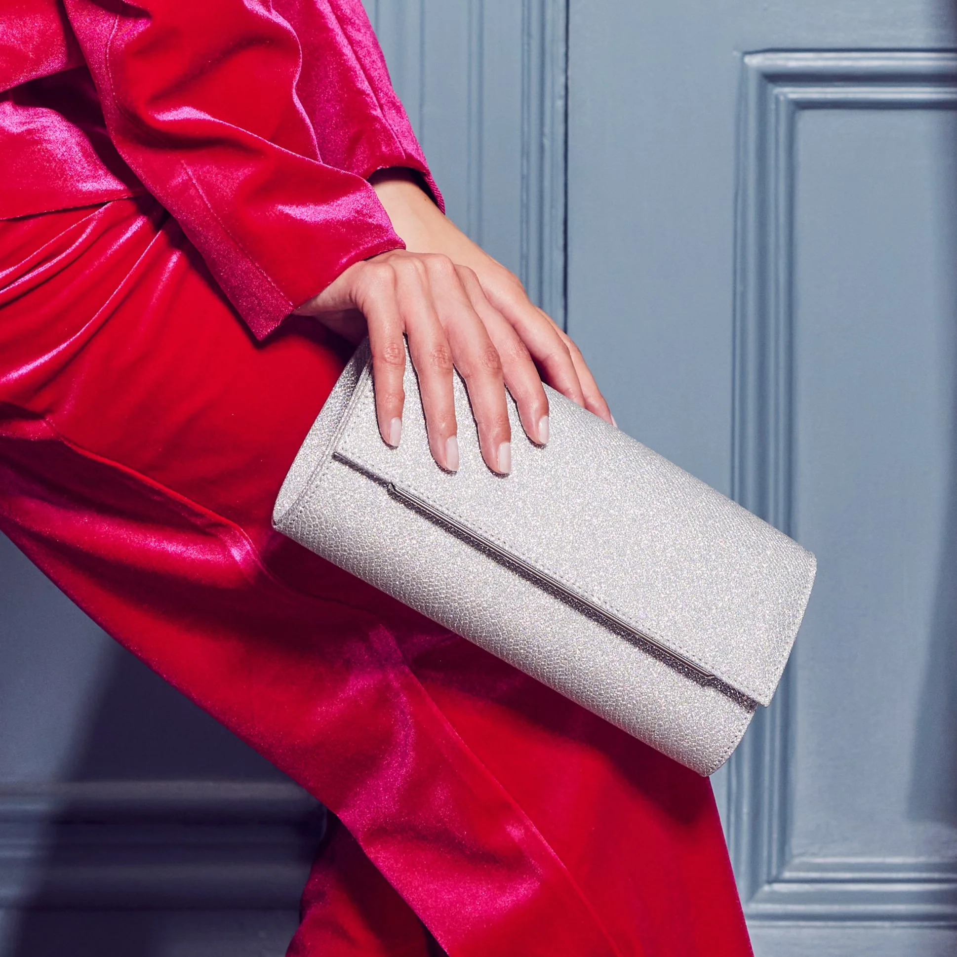 Dilara Clutch Bag - Image 5