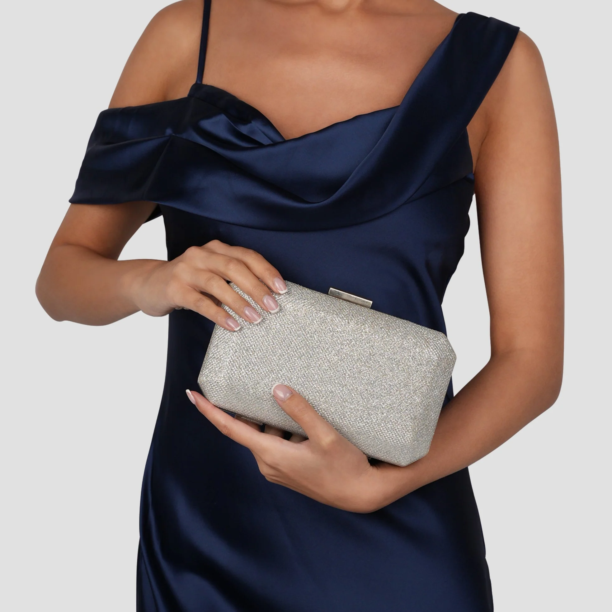 Dulcie Clutch Bag - Image 3