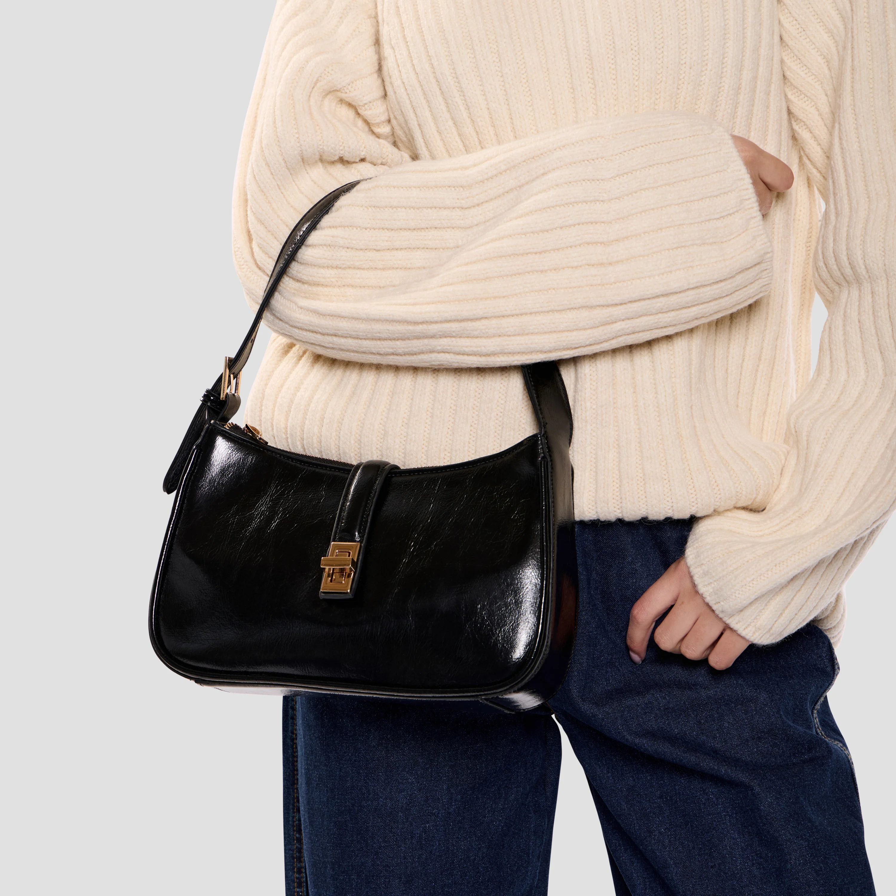 Orabella Handbag - Image 3